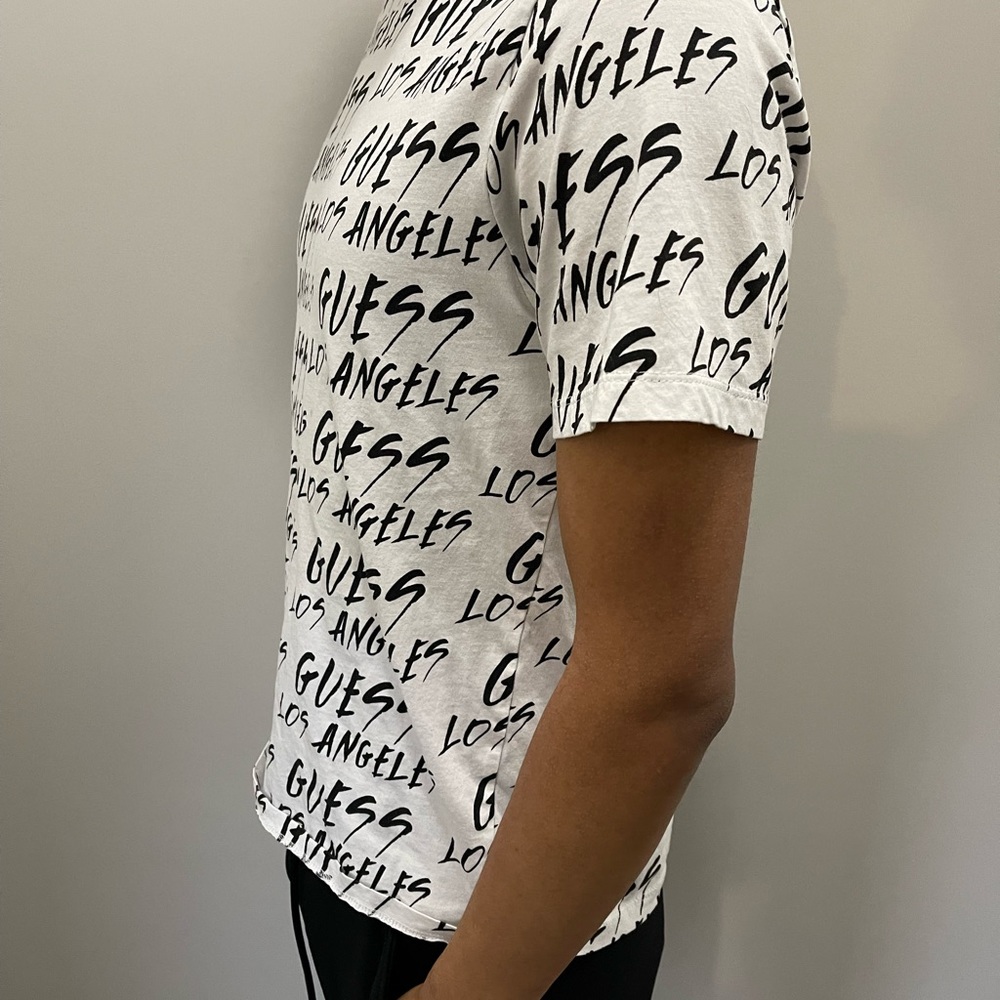 Guess T-Shirt